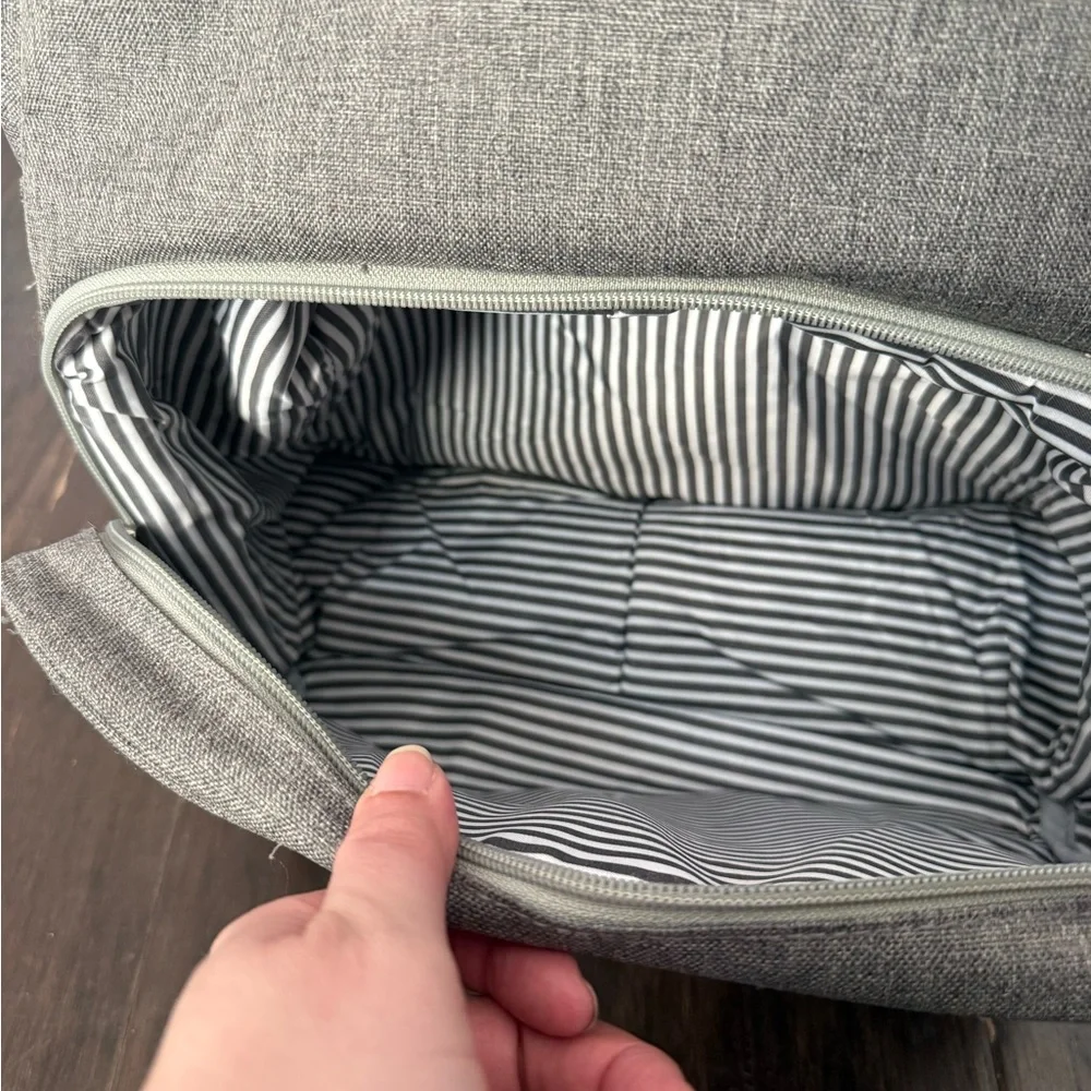 Luxja backpack for pumping supplies